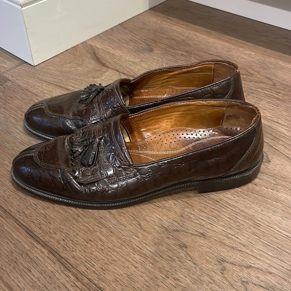 VERO CUOIO Donald J Pliner signature vintage leather tassel loafers, size 9.5